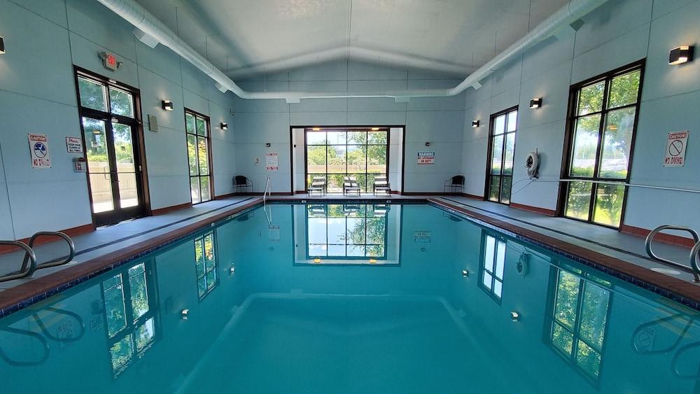 Rogue Regency Inn&Suites Medford Buitenkant foto