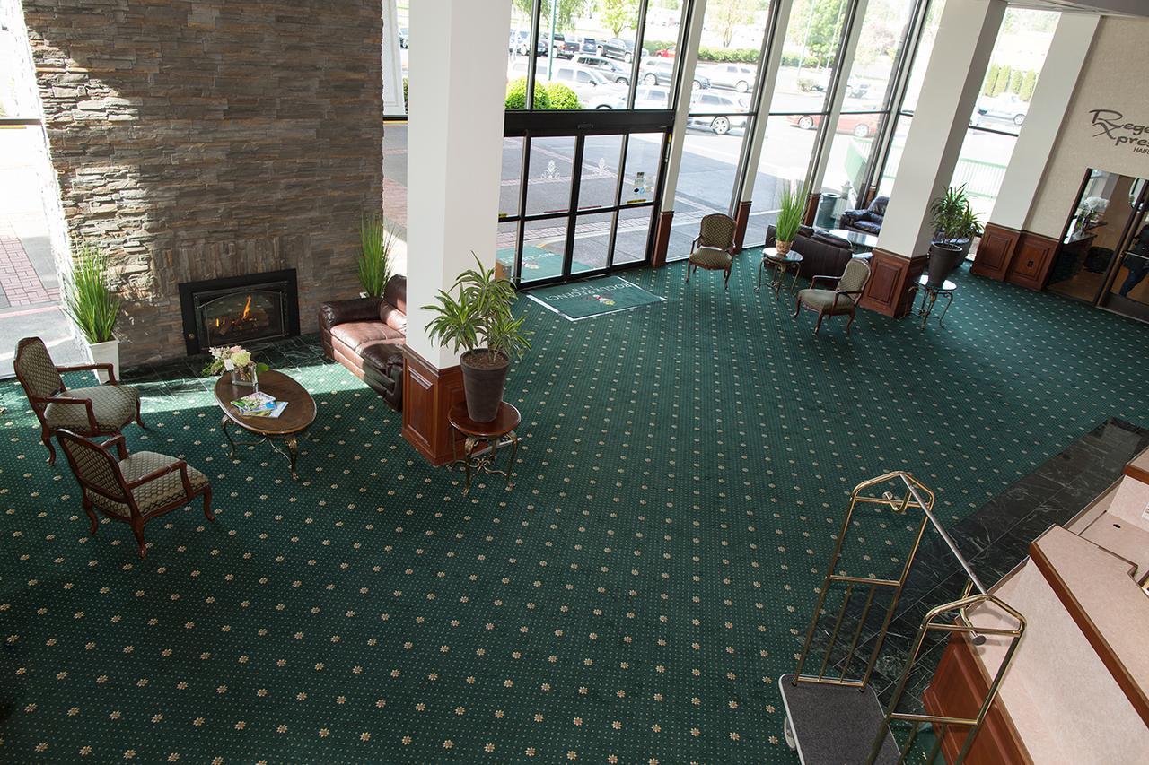 Rogue Regency Inn&Suites Medford Buitenkant foto