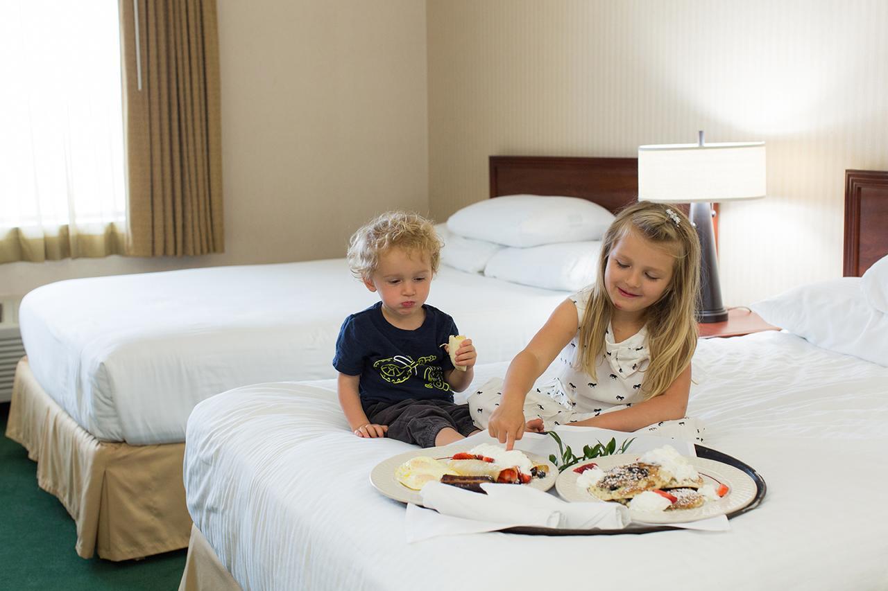 Rogue Regency Inn&Suites Medford Buitenkant foto