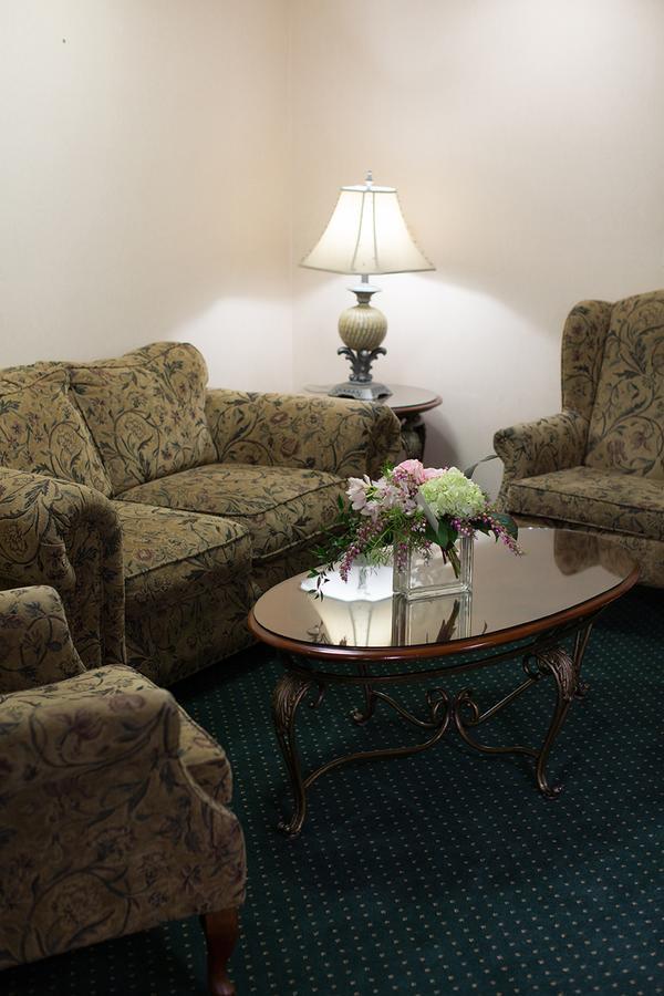 Rogue Regency Inn&Suites Medford Buitenkant foto